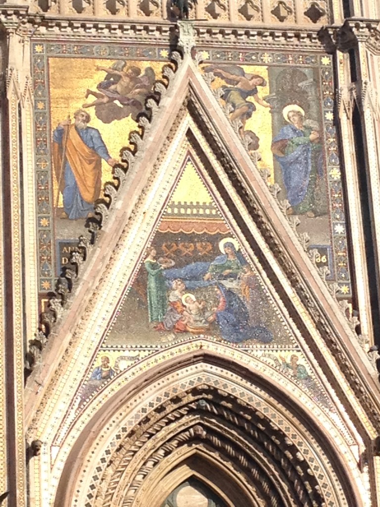 Orvieto - close up duomo tiles